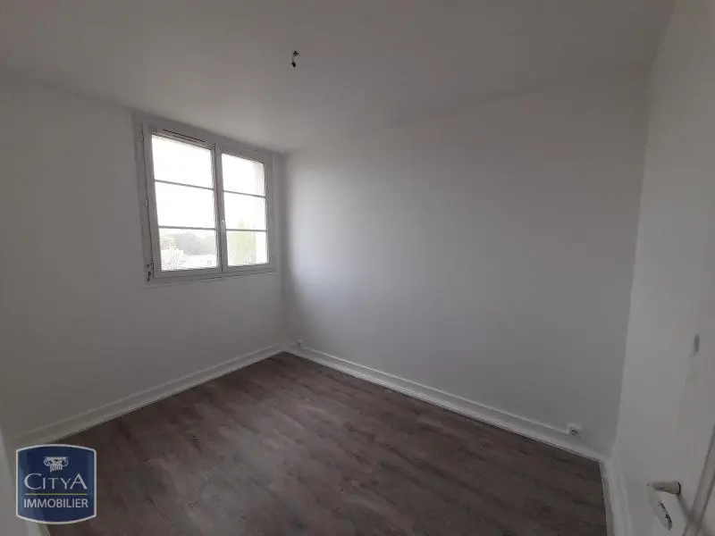 Créteil (94000) Appartement 4 pièces 63.41m² photo 3