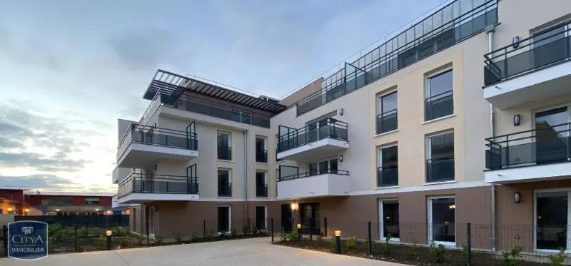 Photo 1 Appartement 1 pièce 31.72m²