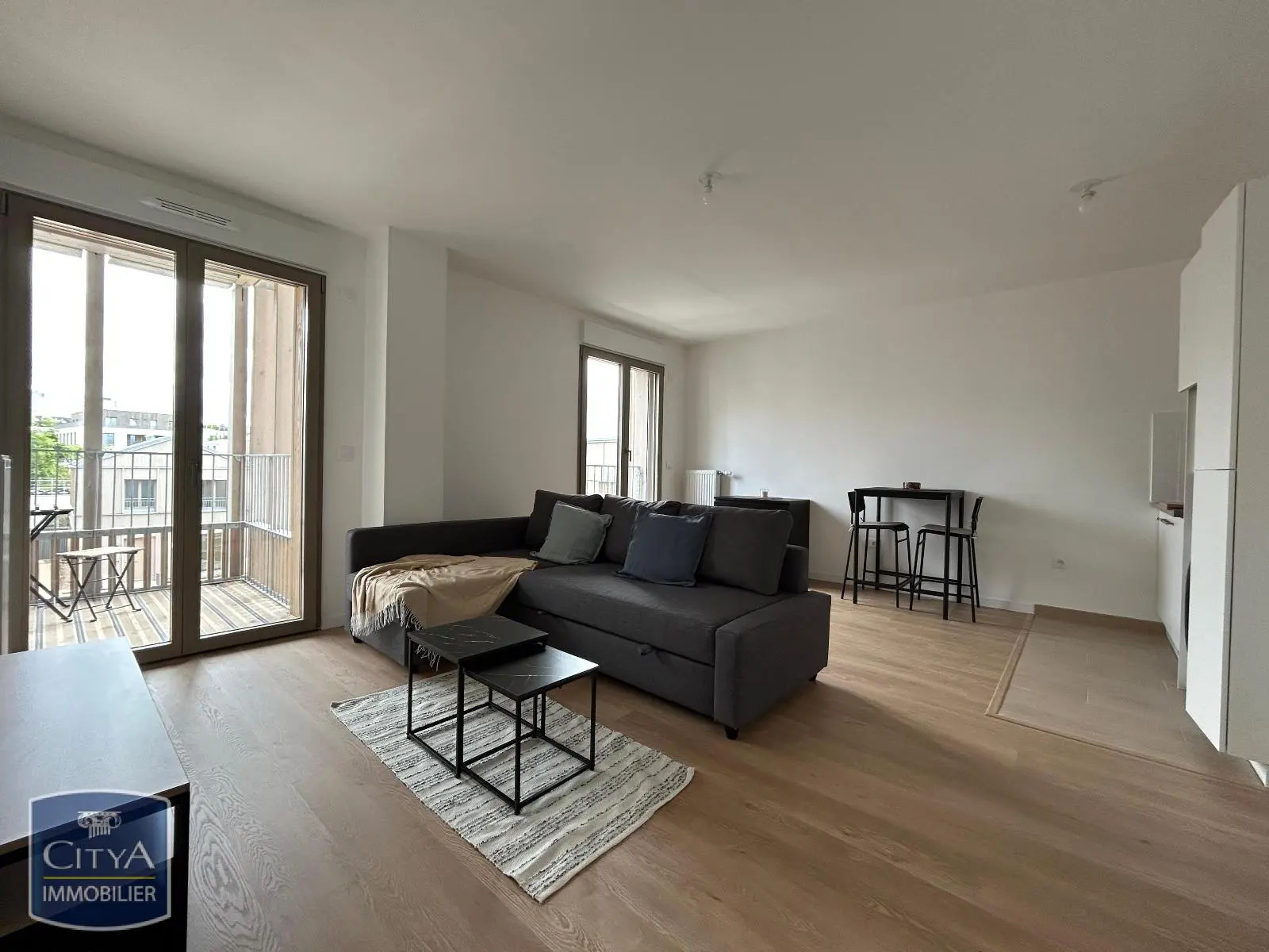 Photo 1 Appartement 1 pièce 32.38m²