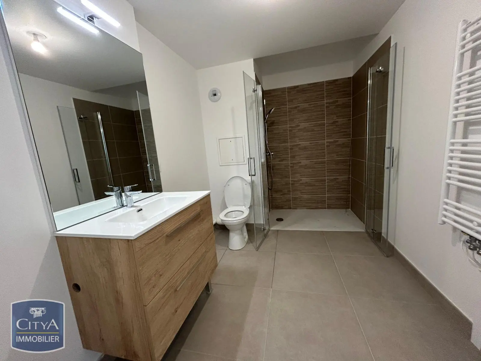 Photo 2 Appartement 1 pièce 30.97m²