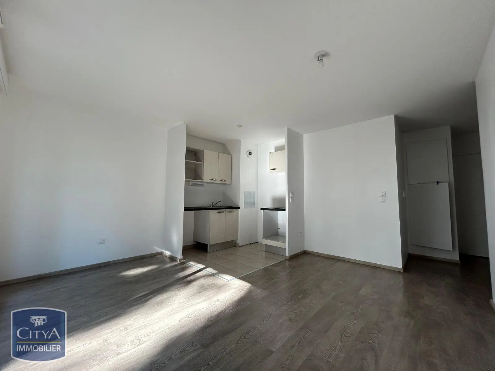 Photo 2 Appartement 3 pièces 57.79m²