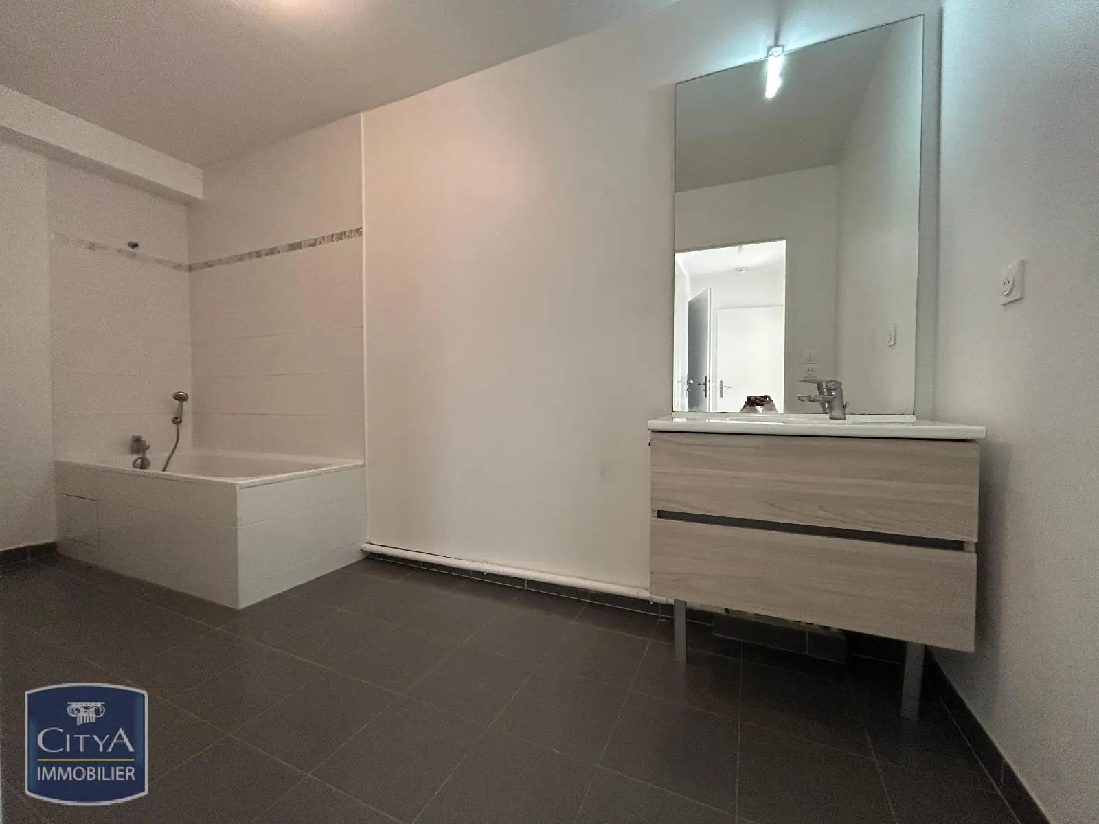 Photo 8 Appartement 3 pièces 57.79m²
