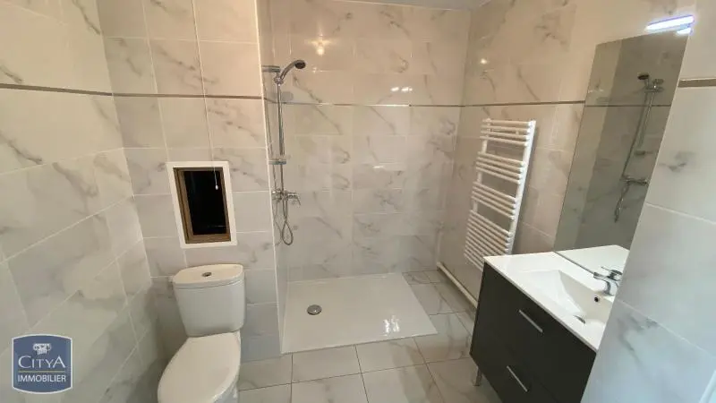 Photo 2 Appartement 1 pièce 25.31m²