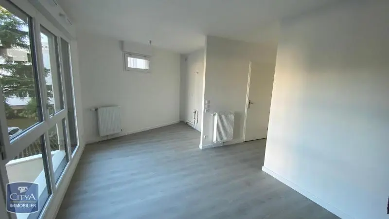 Photo 1 Appartement 1 pièce 25.31m²
