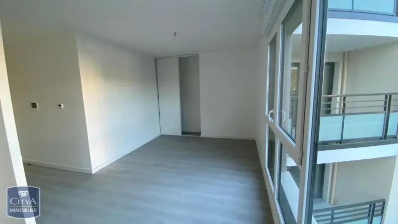 Photo 3 Appartement 1 pièce 25.31m²