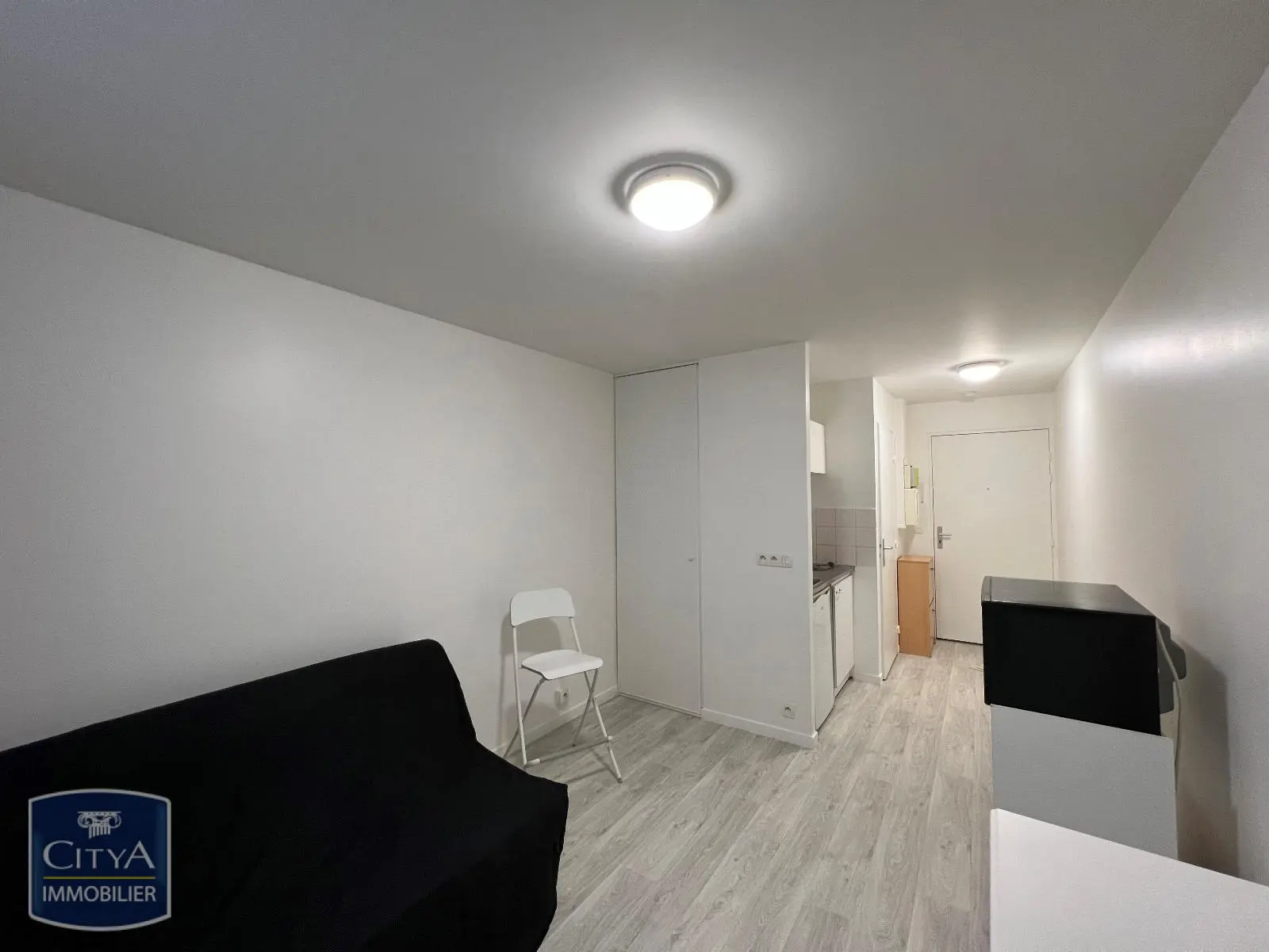Photo 2 Appartement 1 pièce 18m²
