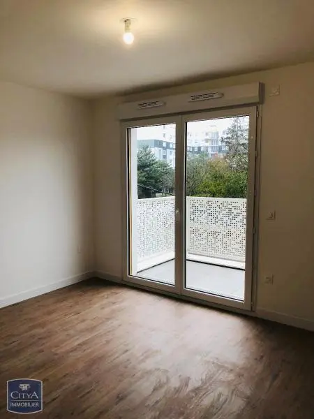 Photo 2 Appartement 1 pièce 24.7m²