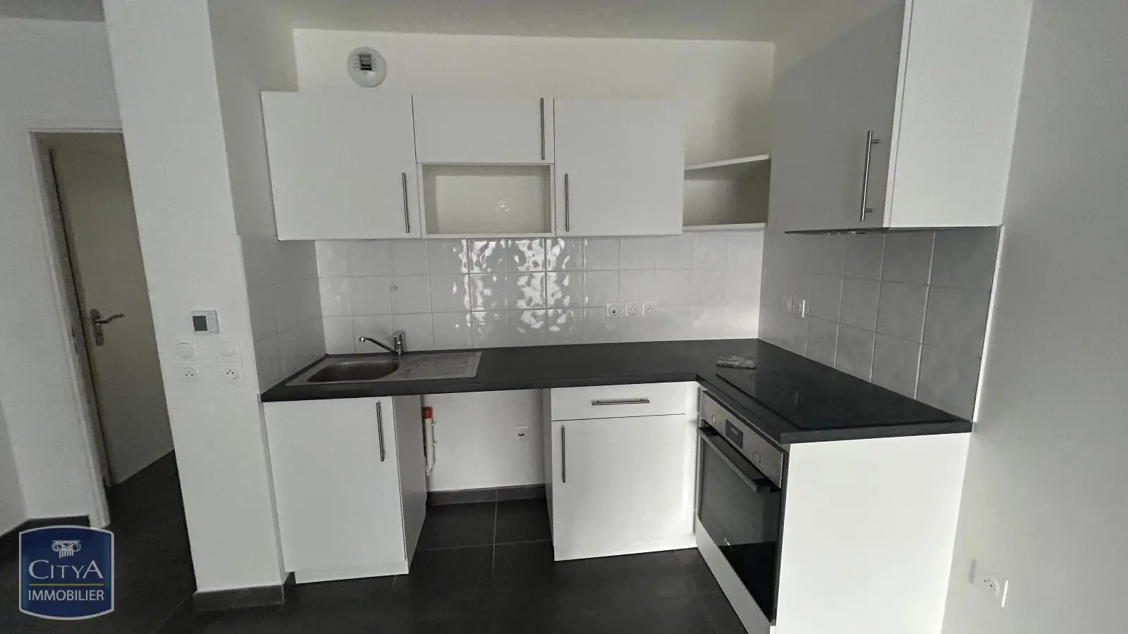 Photo 3 Appartement 3 pièces 65.98m²