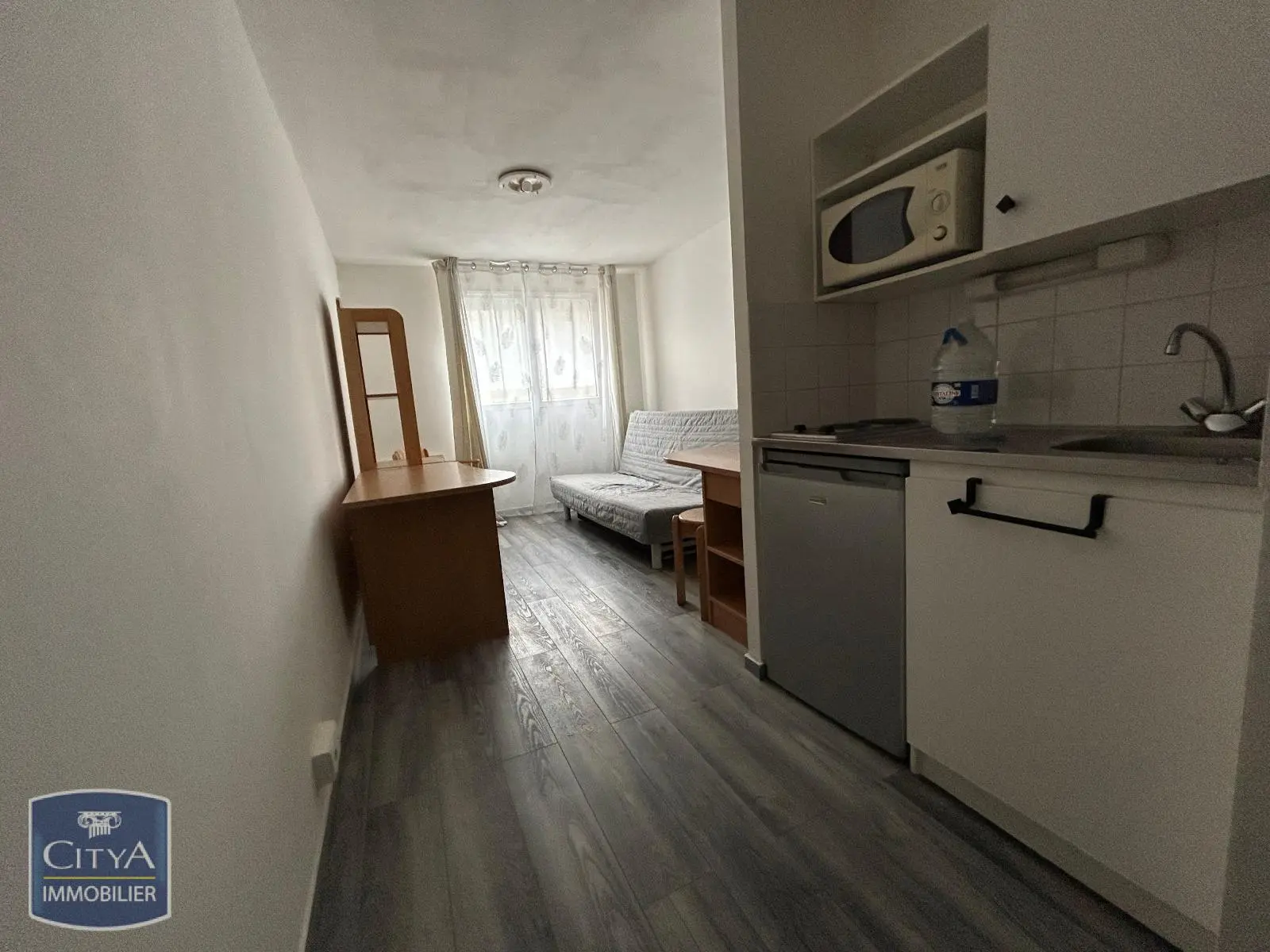 Photo 2 Appartement 1 pièce 18.02m²