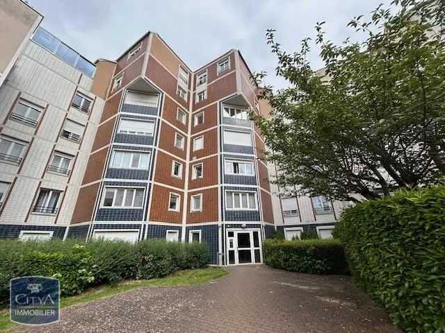 Photo 1 Appartement 1 pièce 39m²