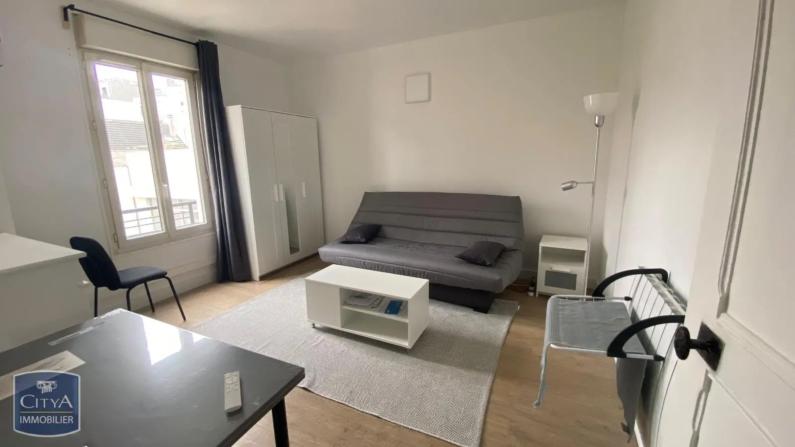 Photo 1 Appartement 1 pièce 20.7m²