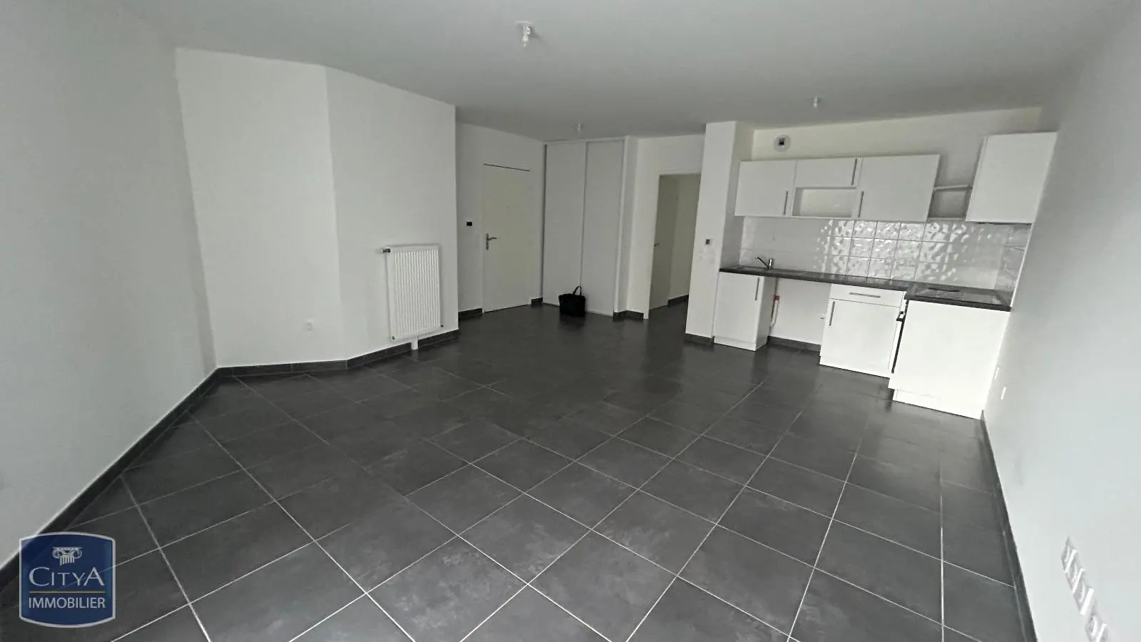 Photo 1 Appartement 3 pièces 65.98m²