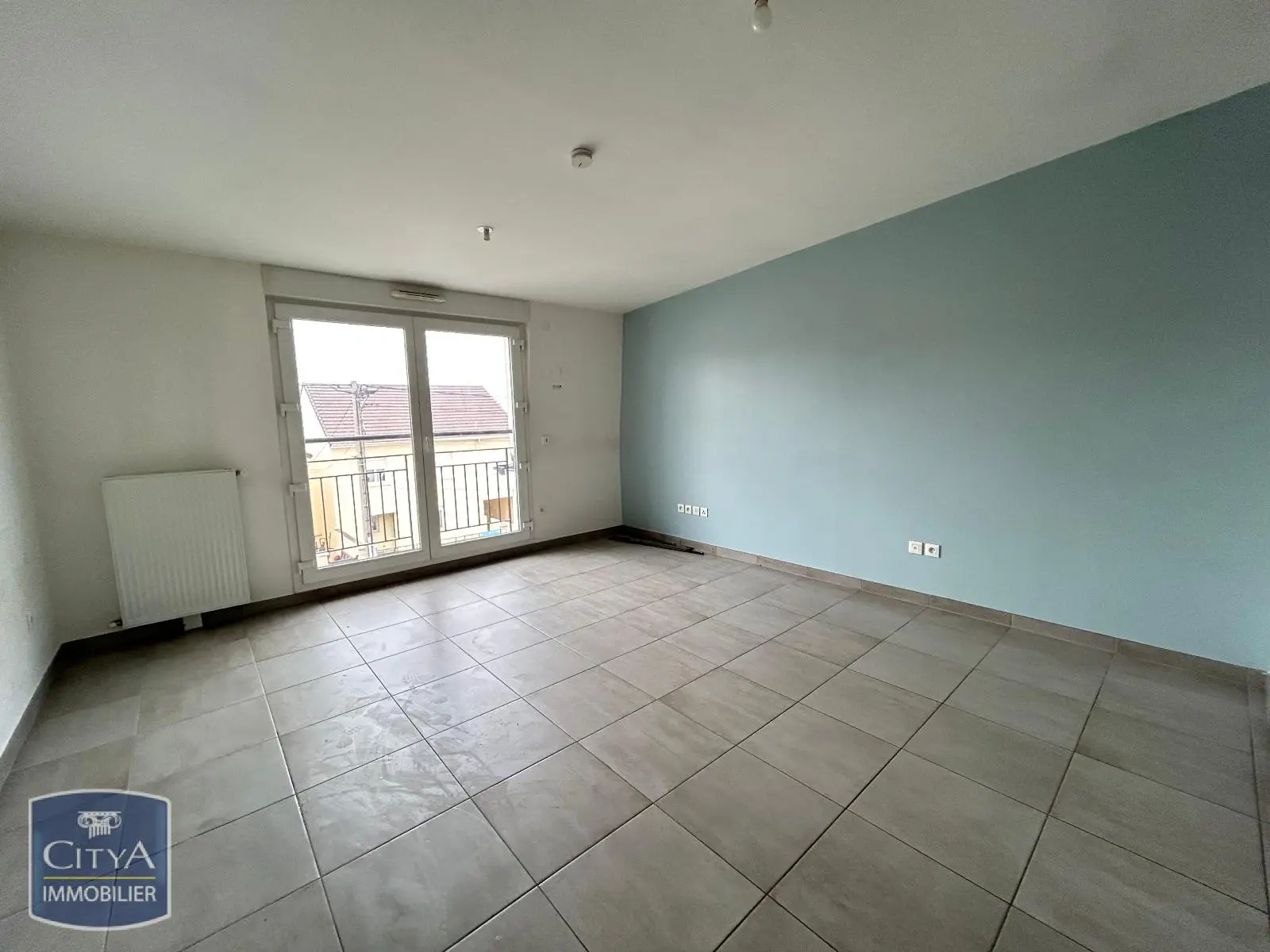 Photo 1 Appartement 1 pièce 28.72m²