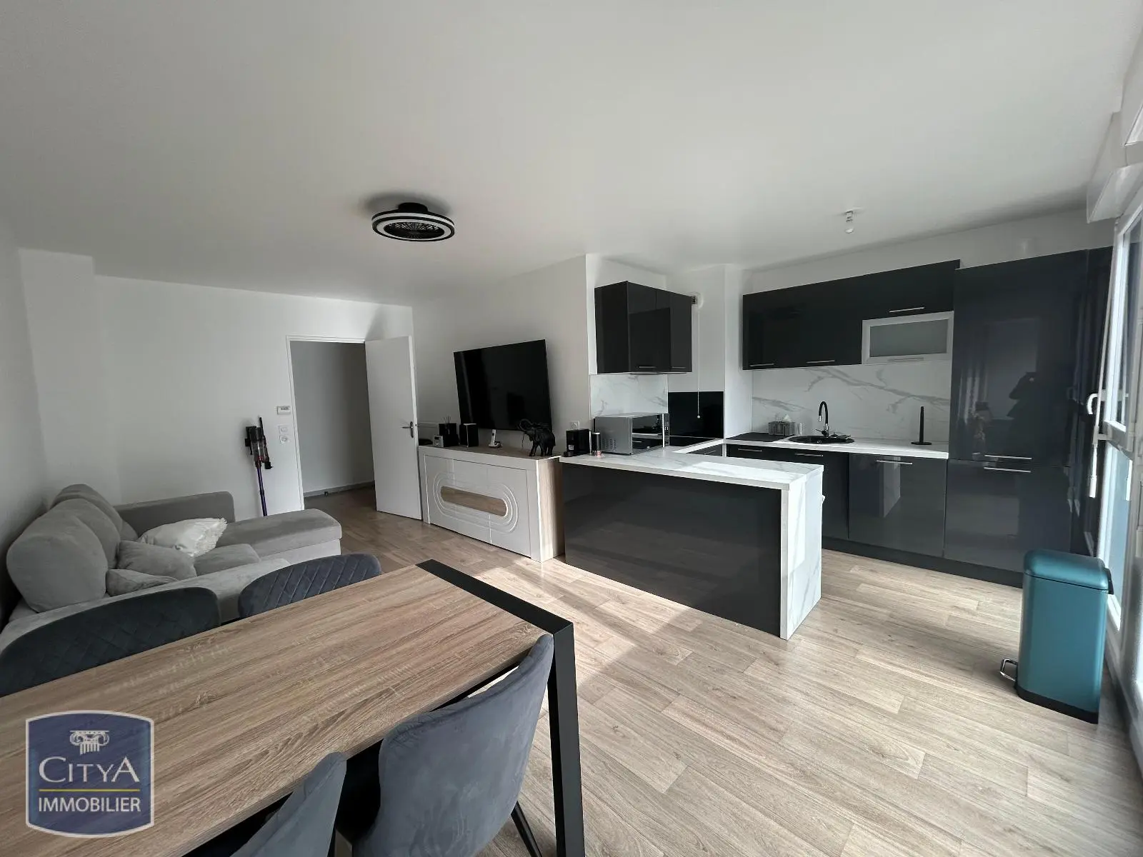 Photo 1 Appartement 3 pièces 54.12m²