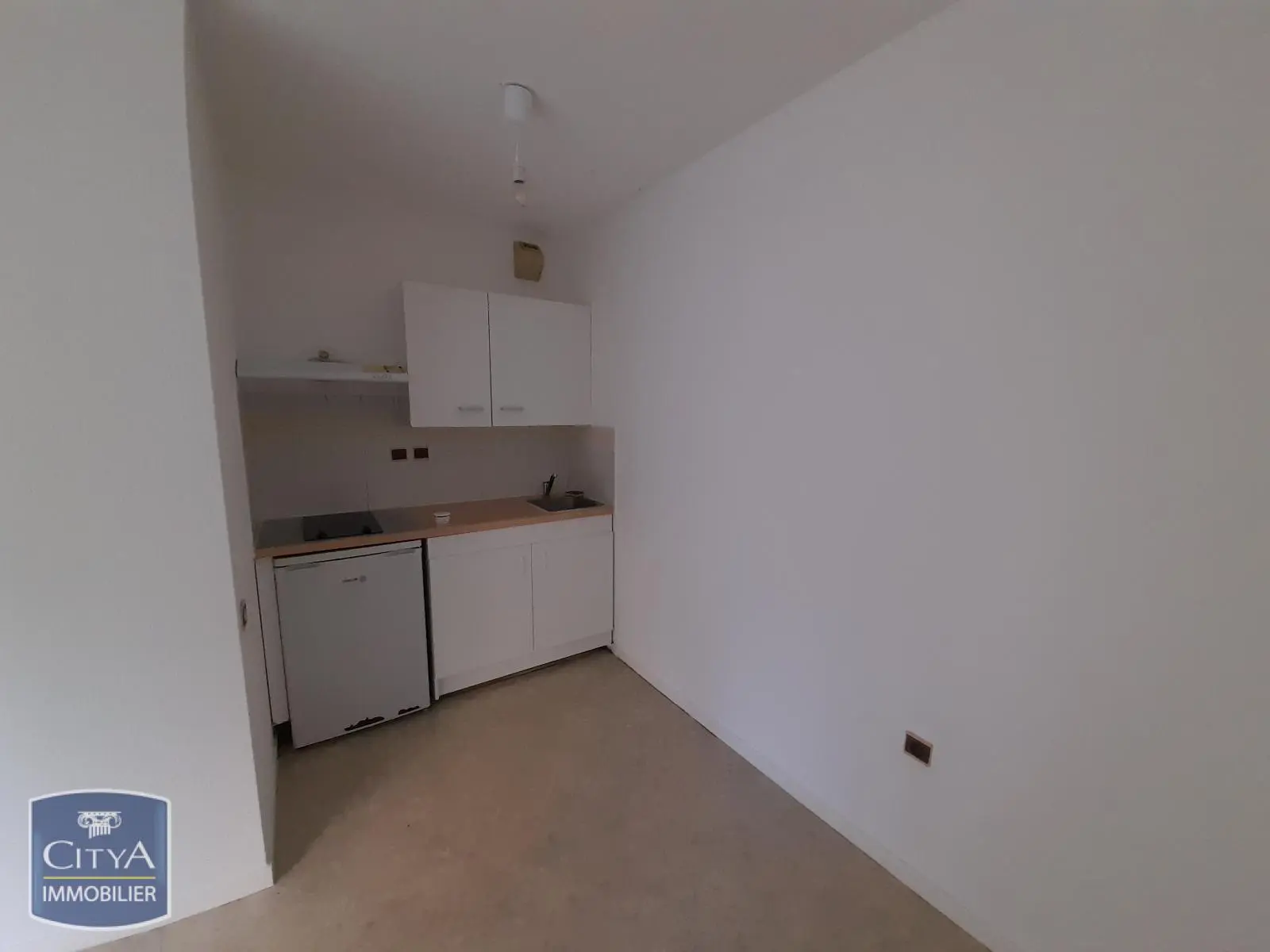 Photo 2 Appartement 1 pièce 33.66m²