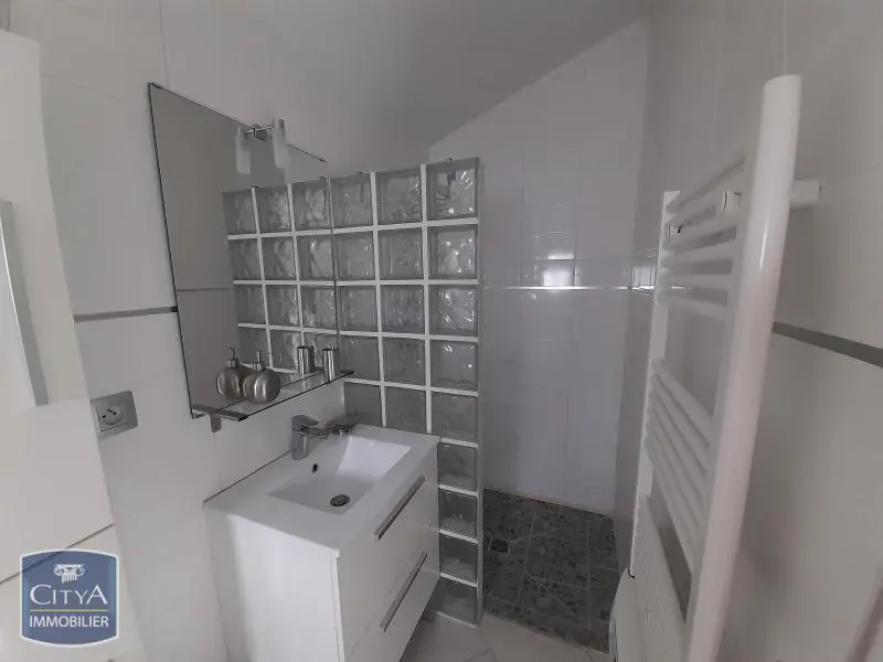 Photo 3 Appartement 1 pièce 16.3m²