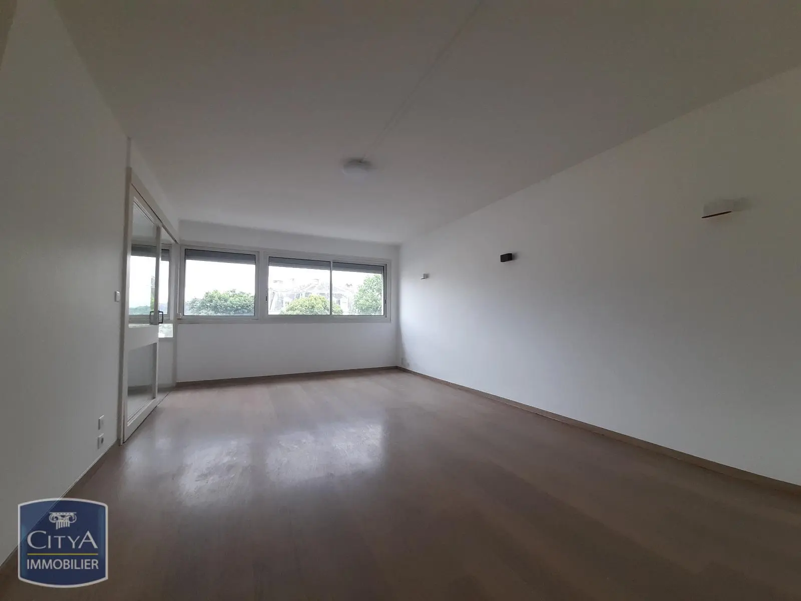Photo 1 Appartement 3 pièces 93.62m²