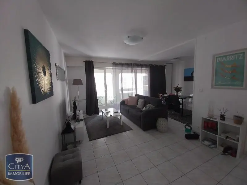 Photo 1 Appartement 2 pièces 56.03m²