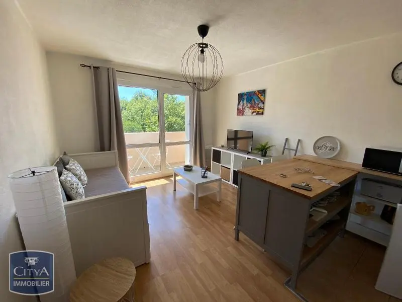 Photo 3 Appartement 1 pièce 21.81m²