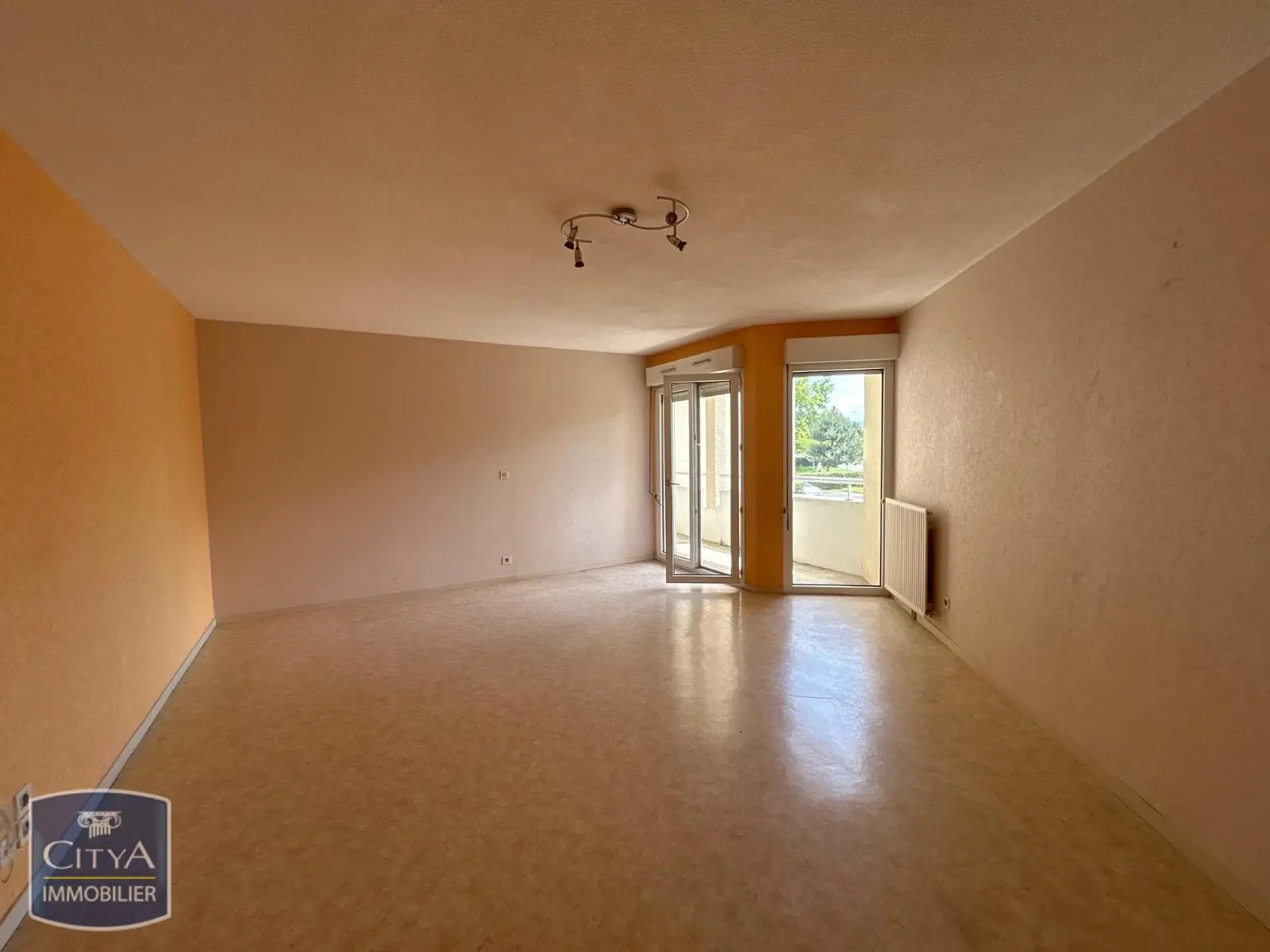 Photo 1 Appartement 4 pièces 82.87m²