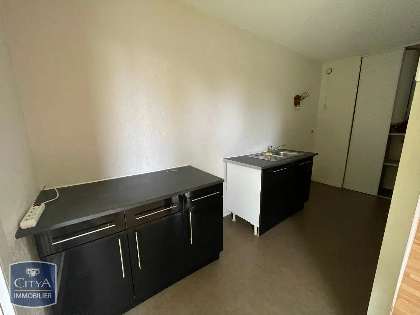 Photo 2 Appartement 2 pièces 51.79m²