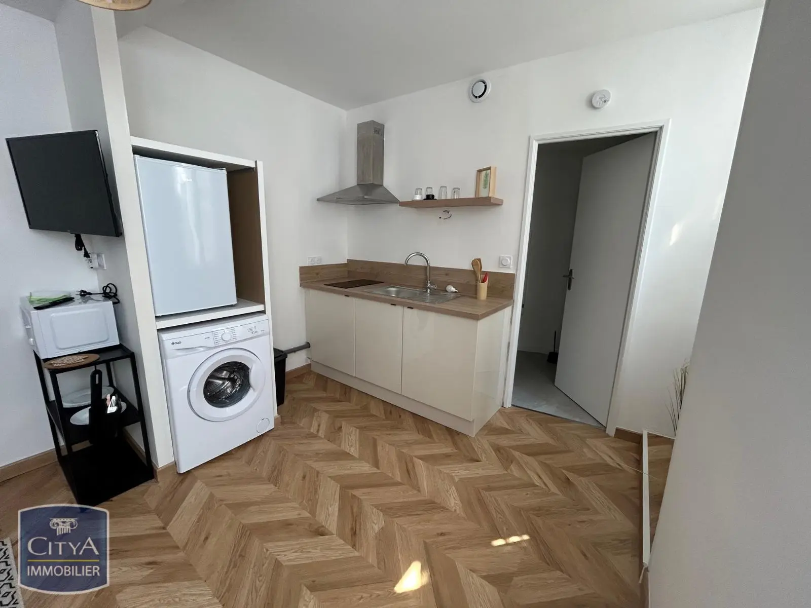 Photo 2 Appartement 1 pièce 21.01m²