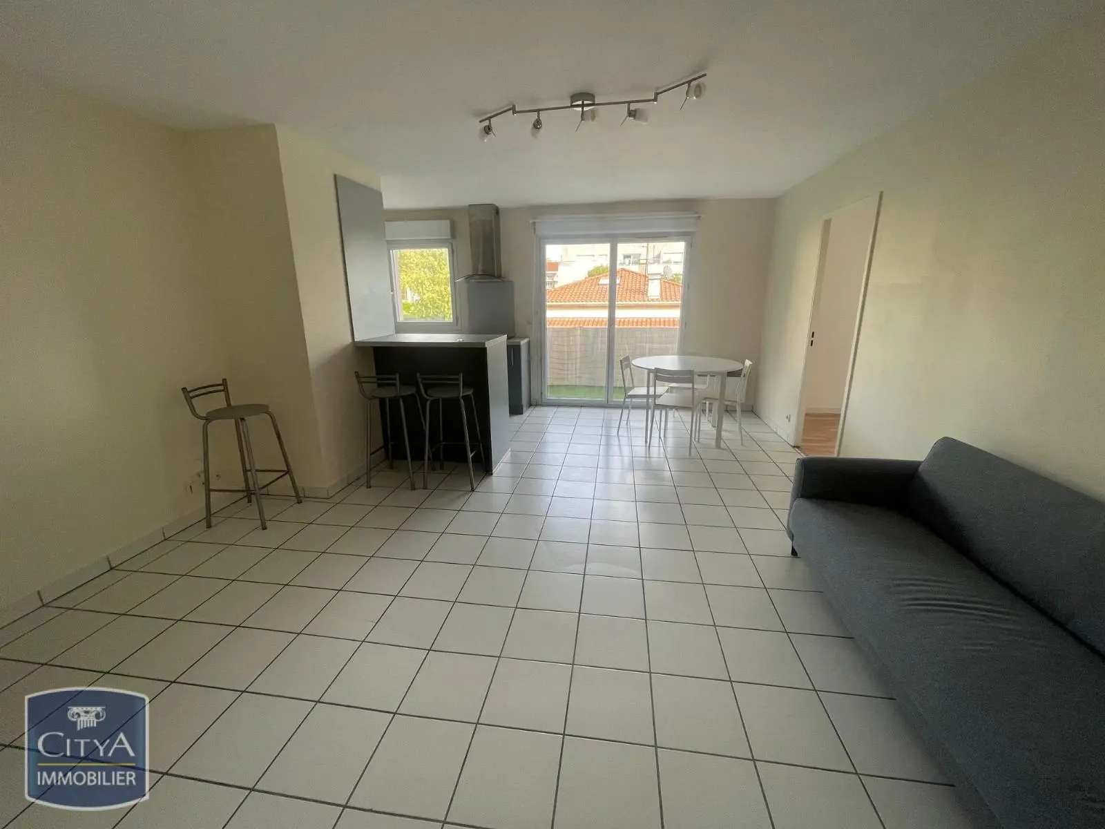 Photo 2 Appartement 3 pièces 55.96m²