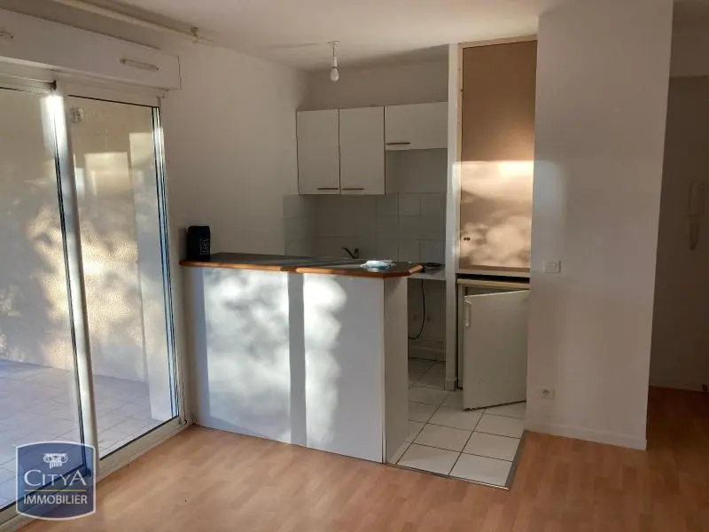 Photo 1 Appartement 1 pièce 25.61m²