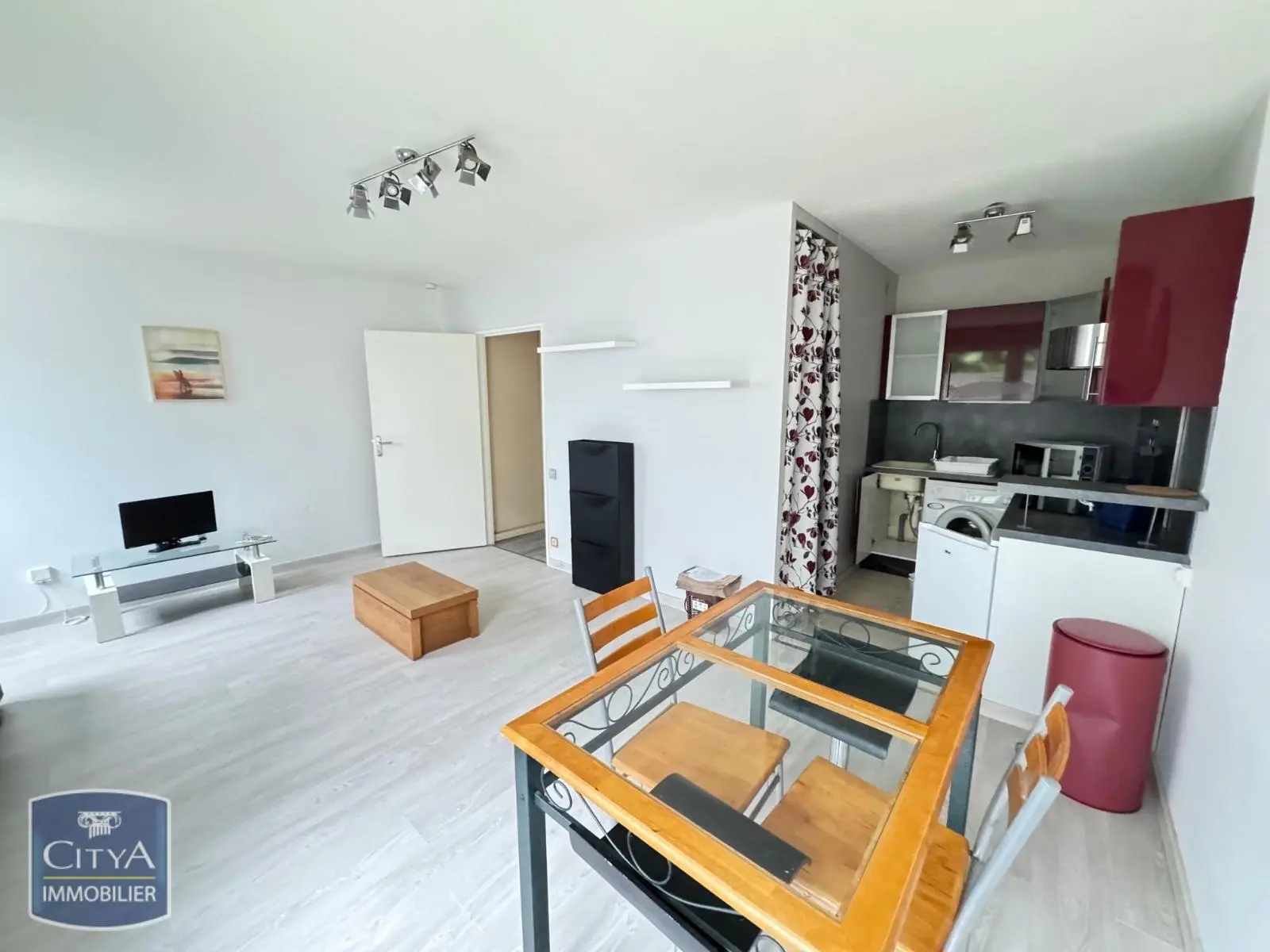 Photo 3 Appartement 1 pièce 31.04m²