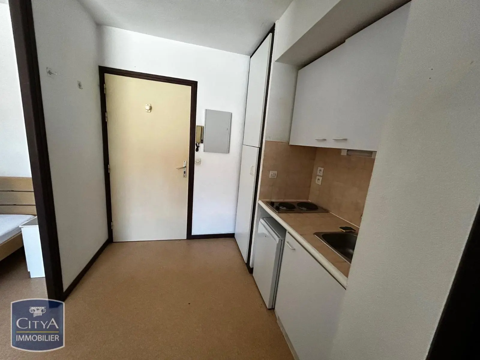 Photo 2 Appartement 1 pièce 19.49m²