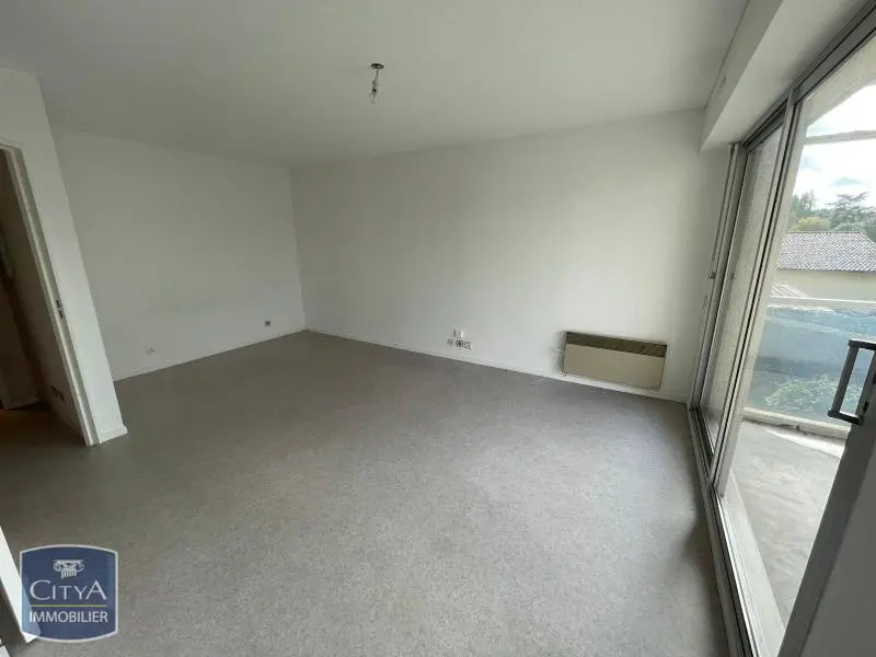 Photo 3 Appartement 1 pièce 31.28m²