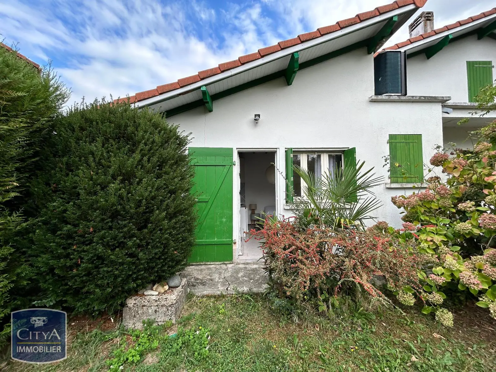 Photo 1 Appartement 1 pièce 16.3m²