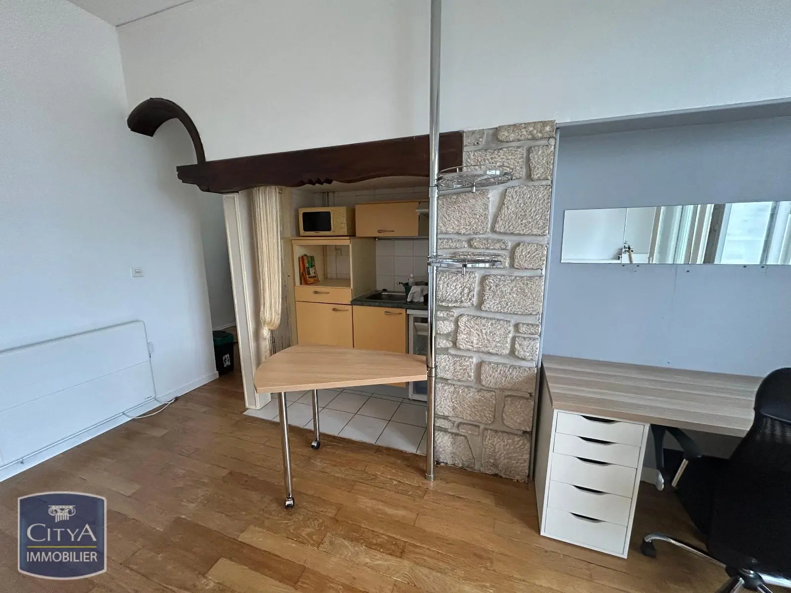 Photo 2 Appartement 1 pièce 27.28m²