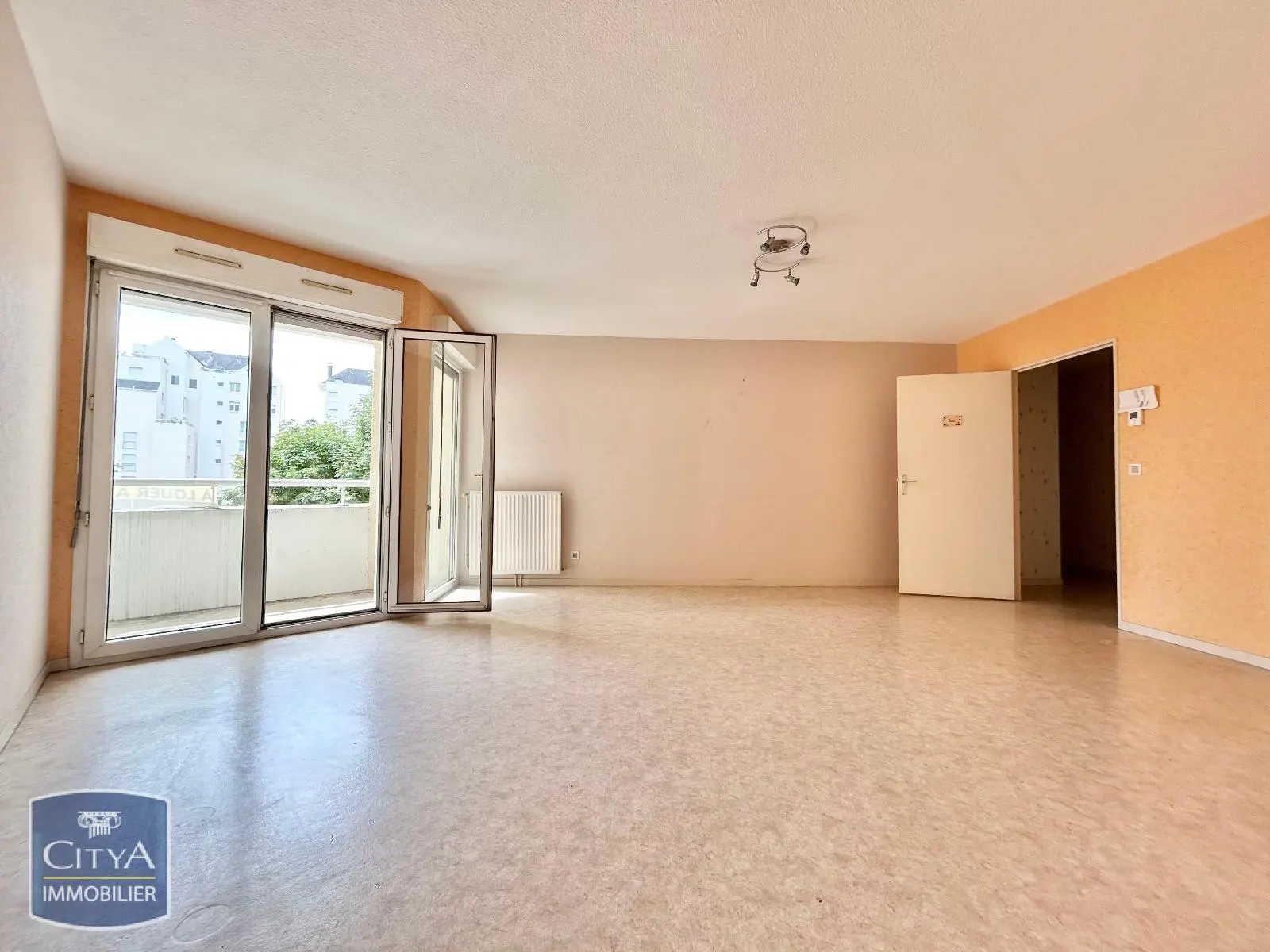 Photo 1 Appartement 4 pièces 82.87m²