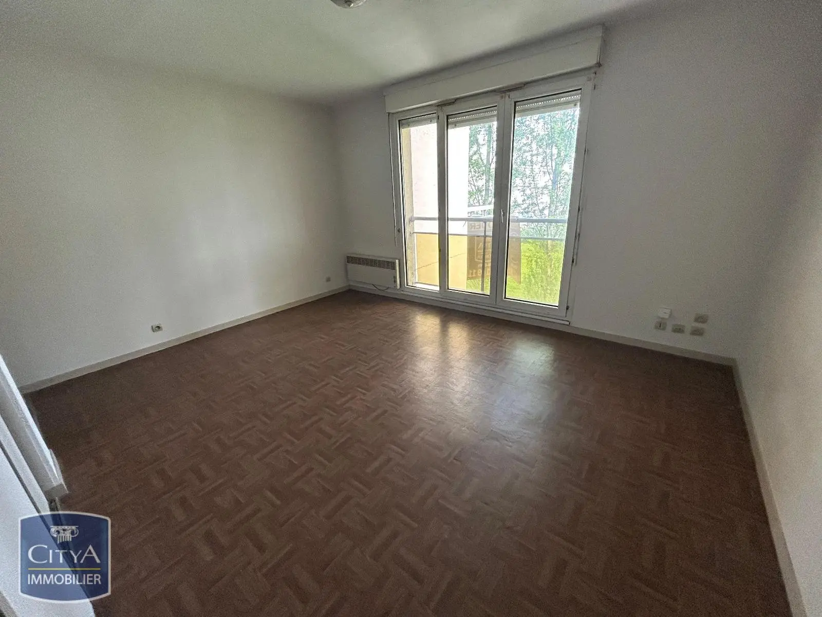 Photo 1 Appartement 1 pièce 25.3m²