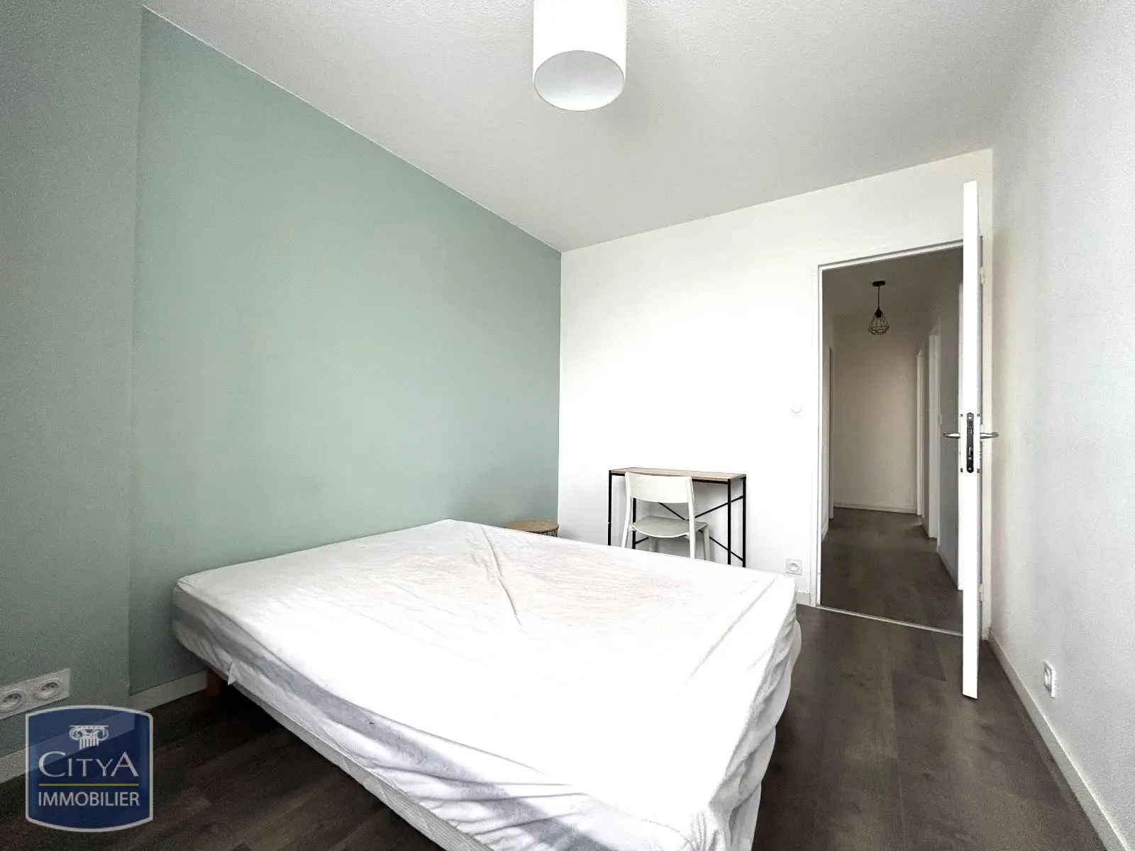 Photo 2 Appartement 1 pièce 10m²