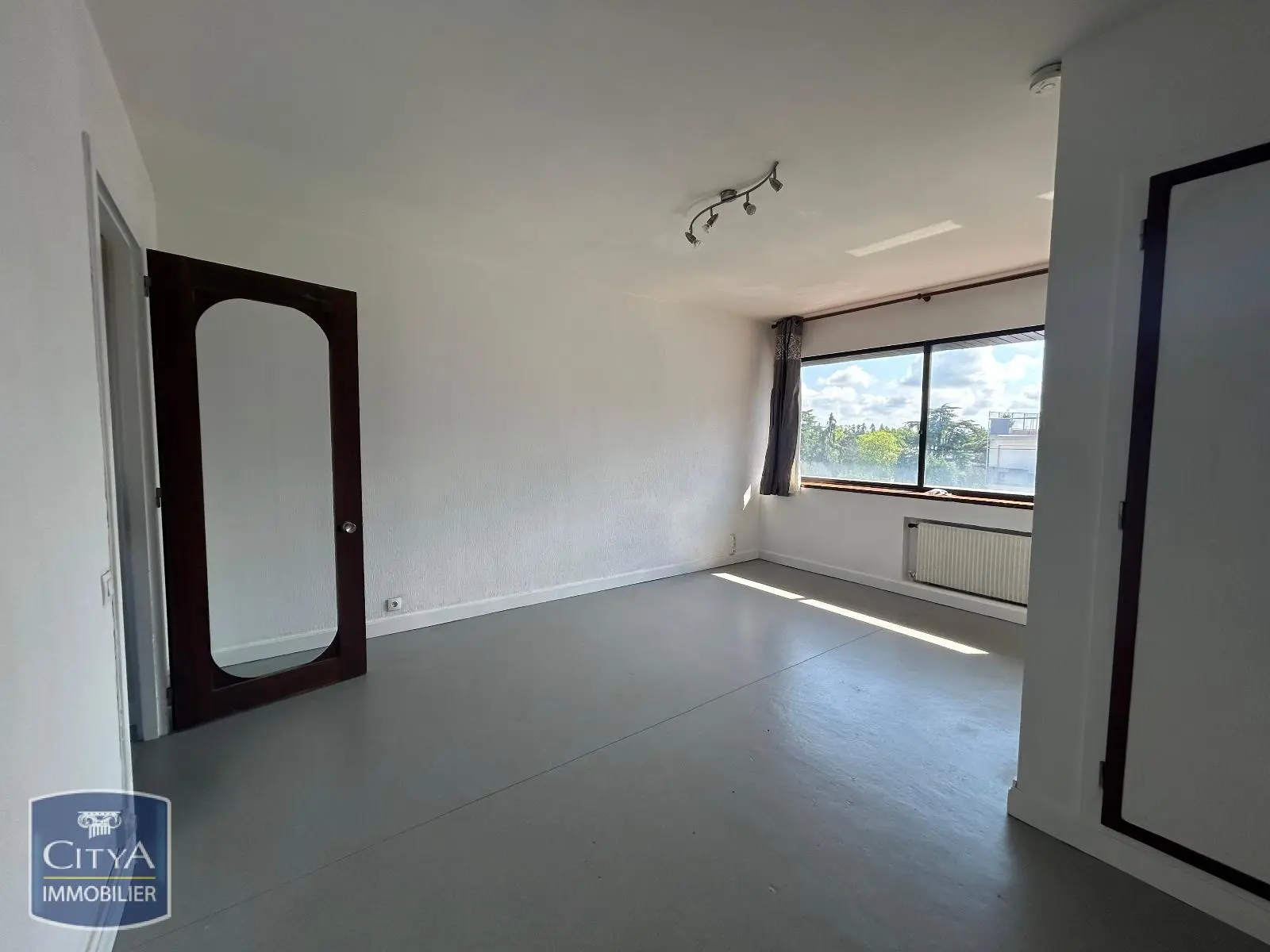 Photo 3 Appartement 1 pièce 31.24m²
