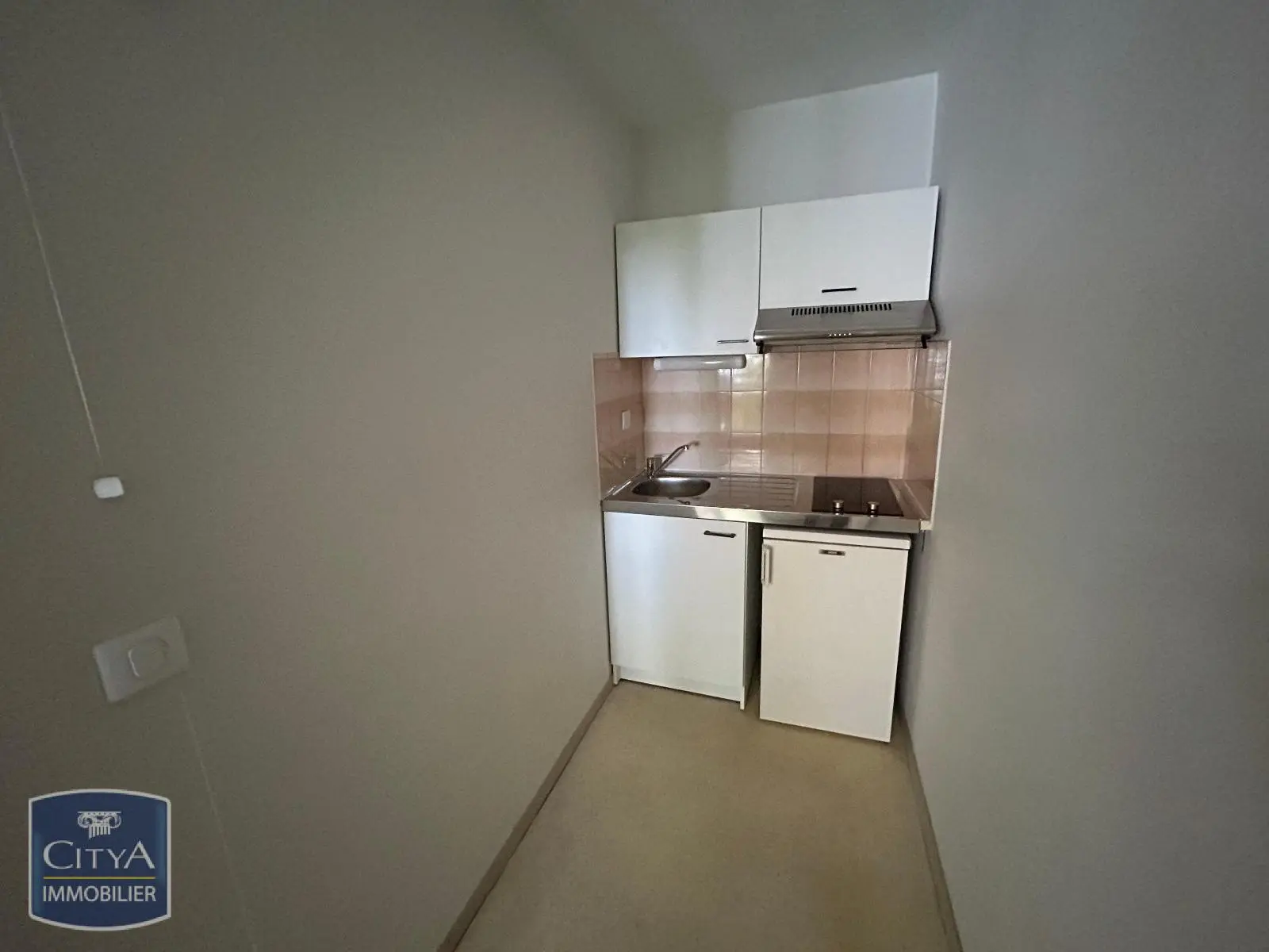 Photo 3 Appartement 1 pièce 25.3m²