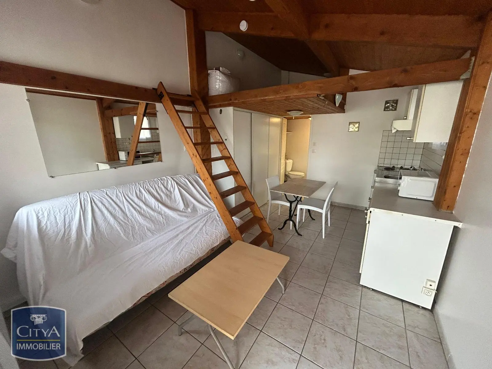 Photo 2 Appartement 1 pièce 18.39m²