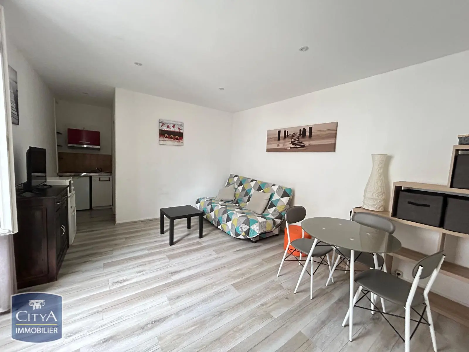 Photo 2 Appartement 1 pièce 22.39m²