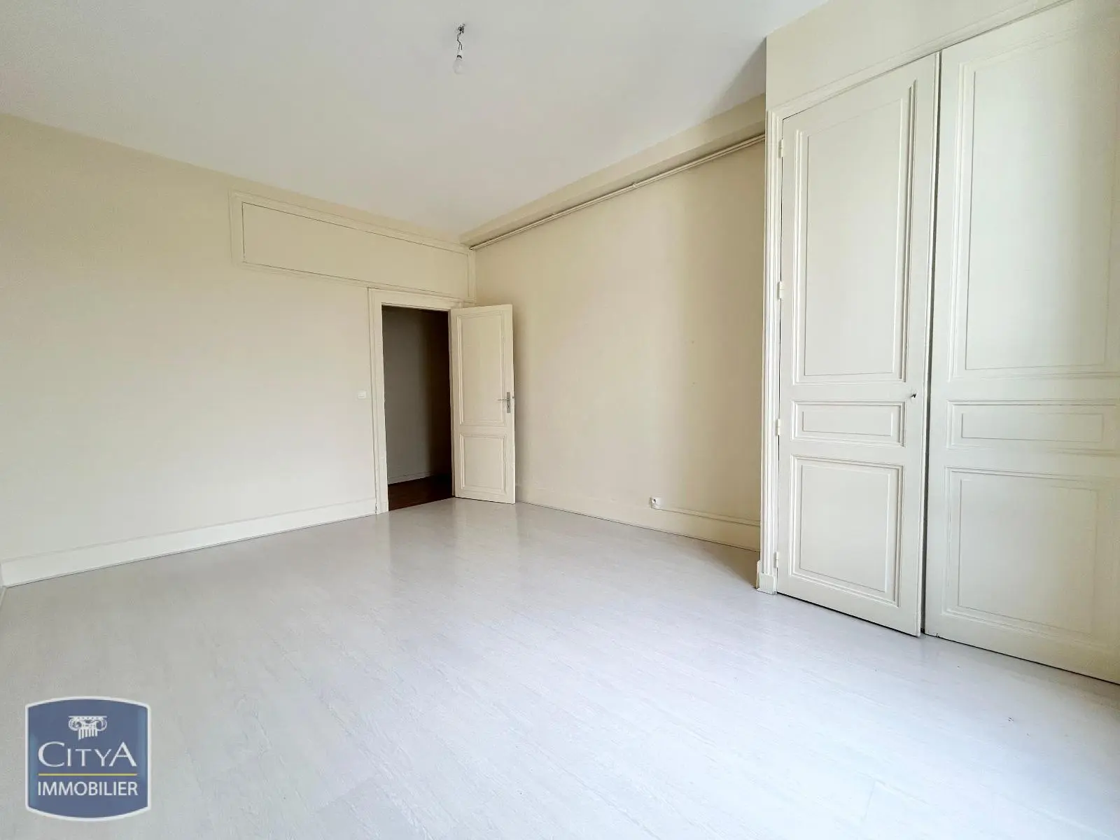 Photo 8 Appartement 5 pièces 147.88m²