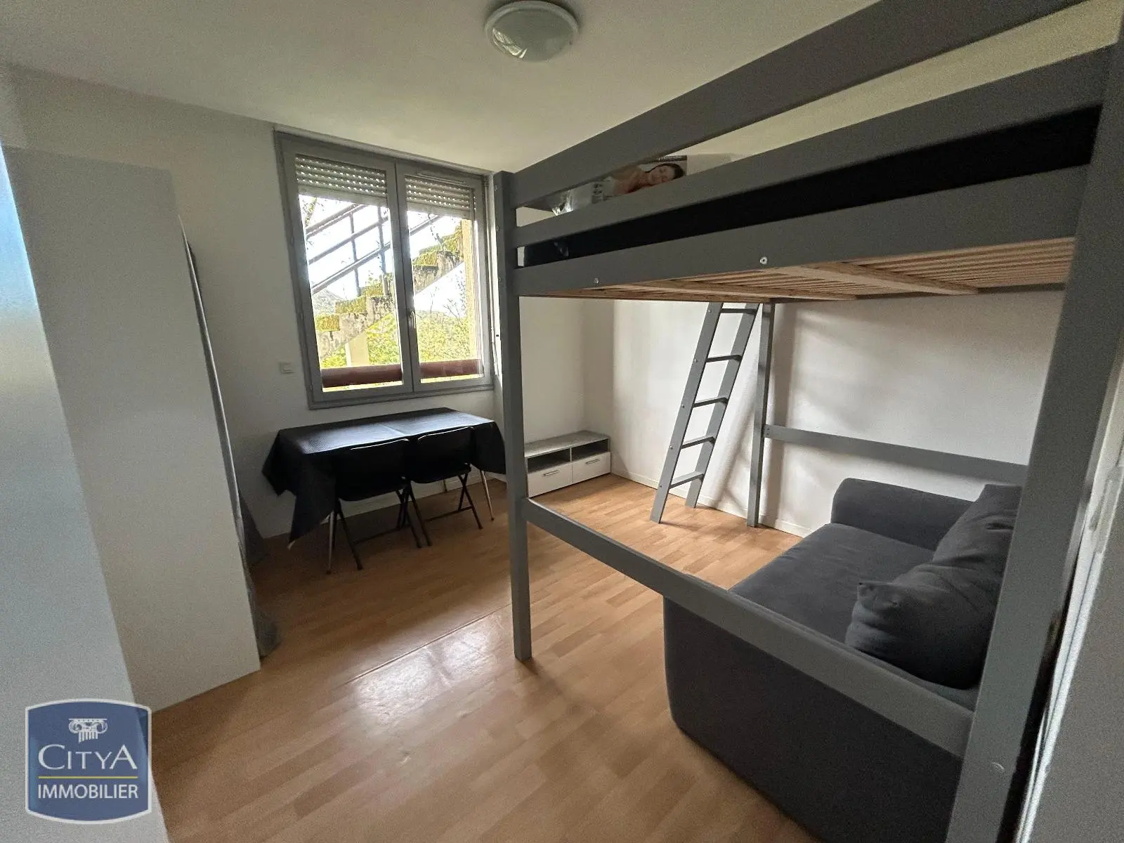 Photo 3 Appartement 1 pièce 25.08m²