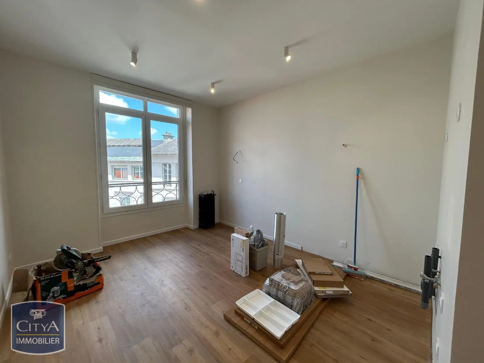 Photo 1 Appartement 1 pièce 21.13m²
