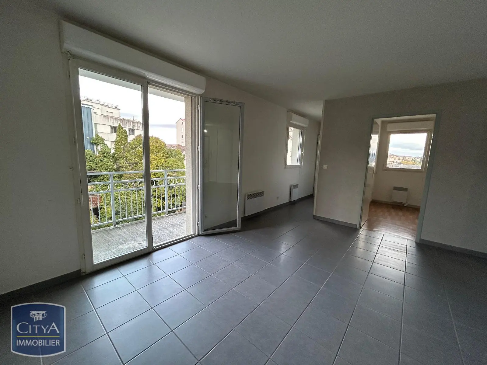 Photo 3 Appartement 2 pièces 51.65m²