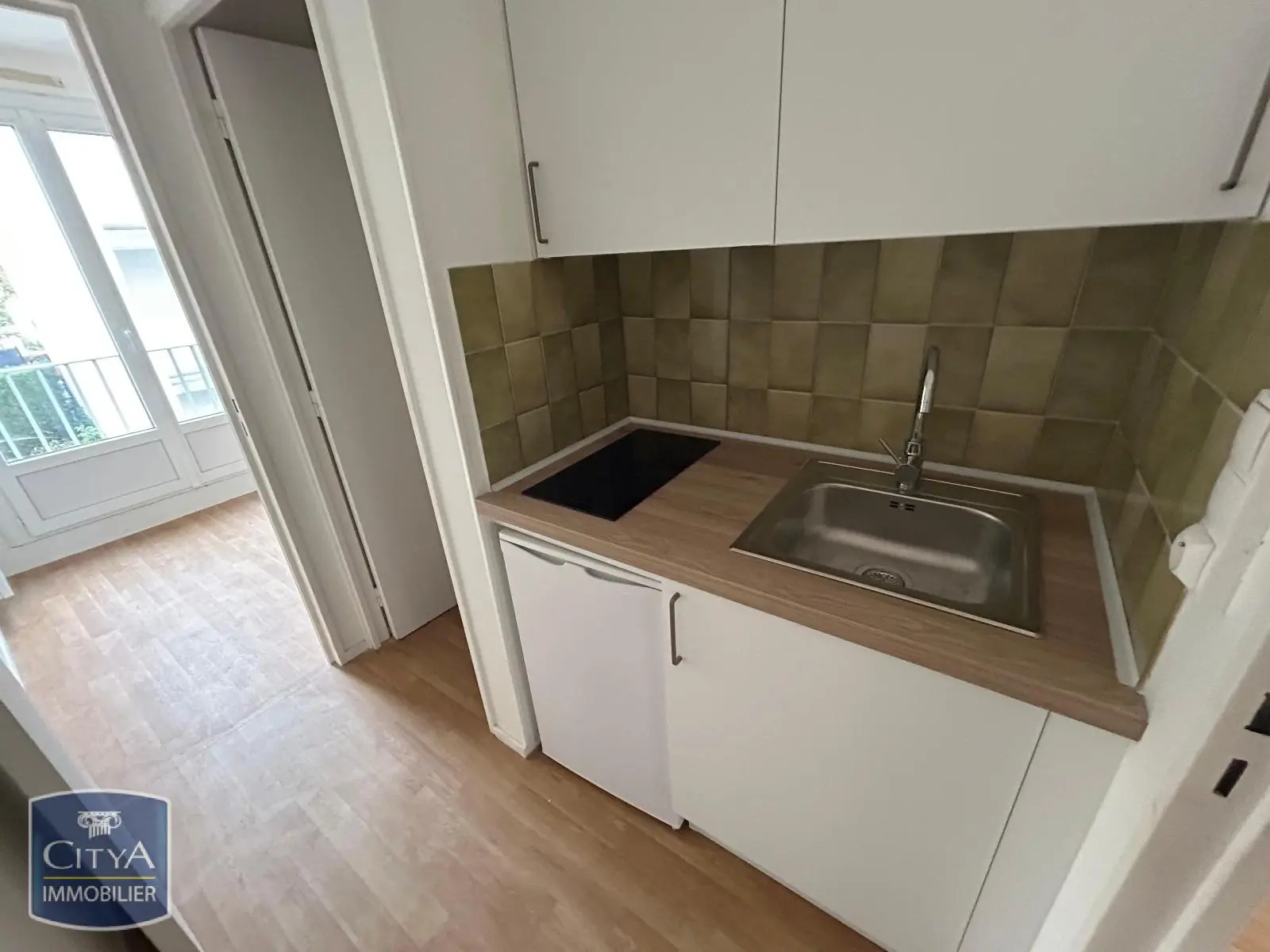 Photo 2 Appartement 2 pièces 30.81m²