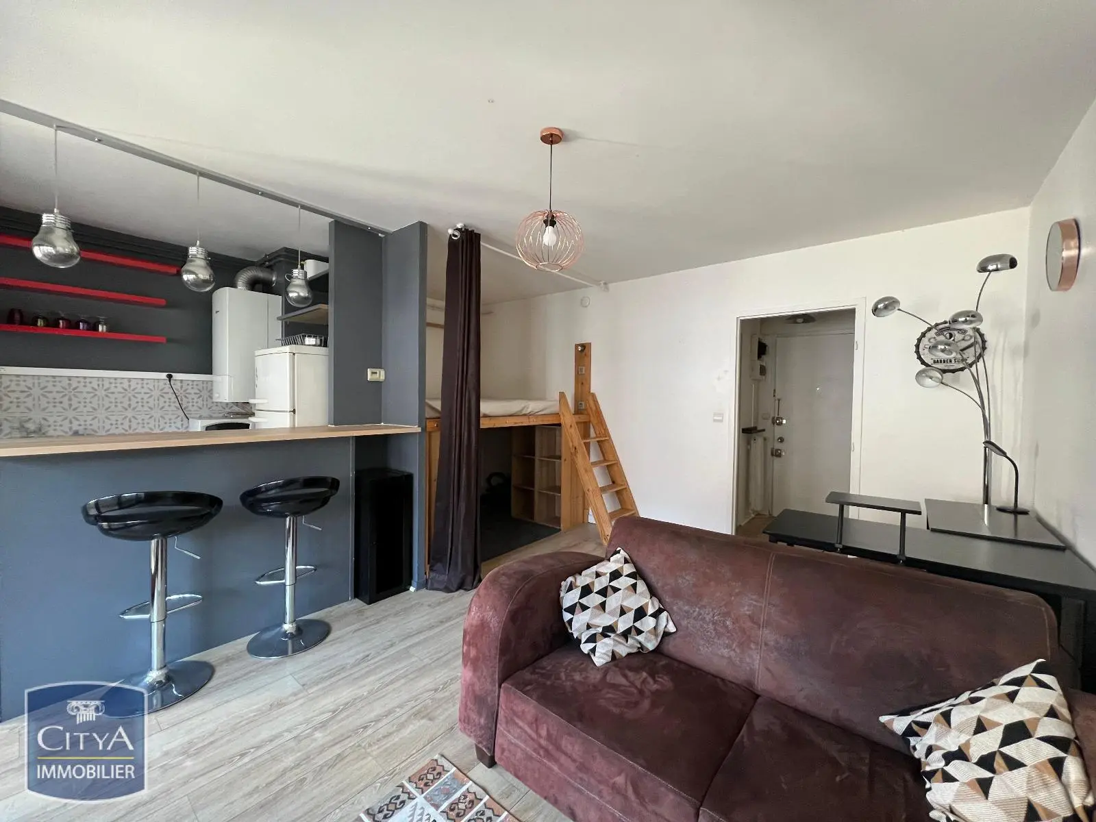 Photo 2 Appartement 1 pièce 30.62m²