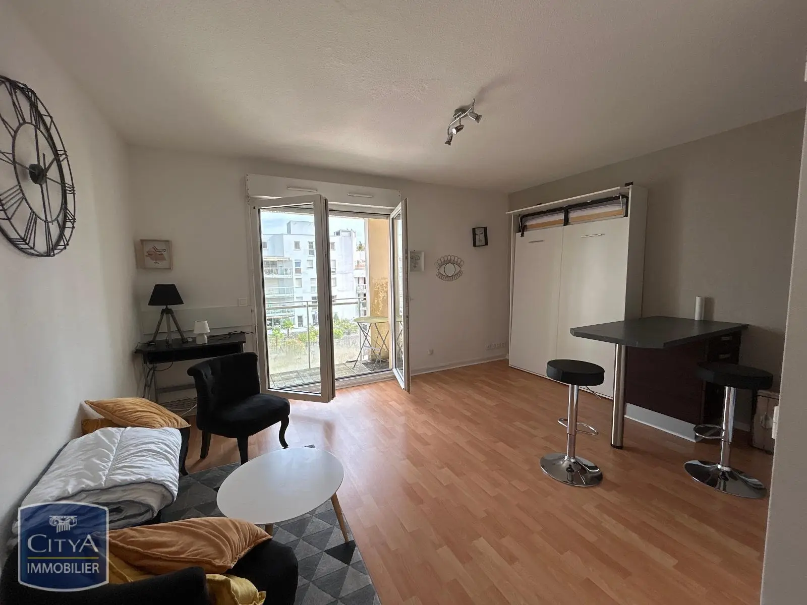 Photo 2 Appartement 1 pièce 25.56m²