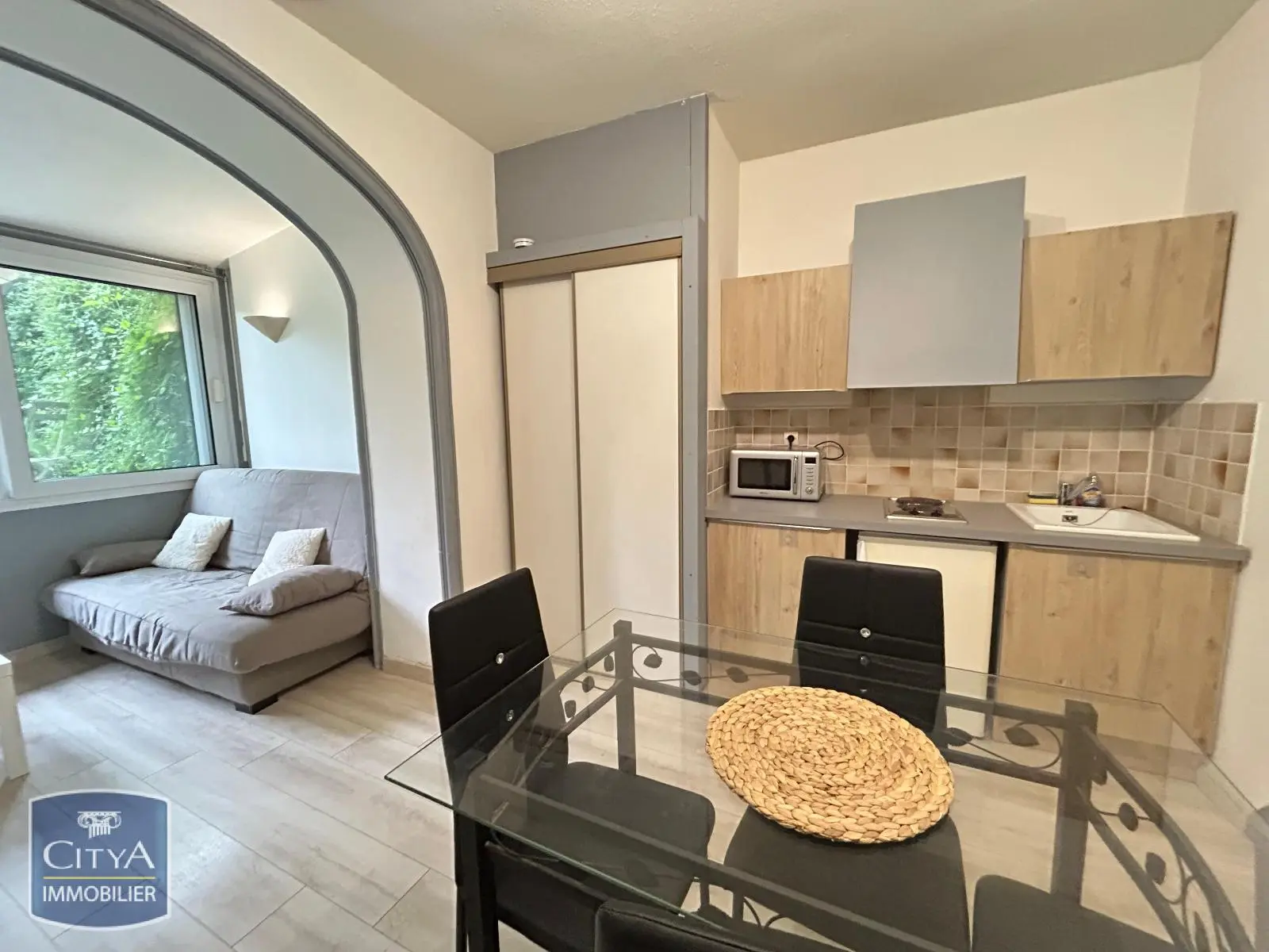 Photo 2 Appartement 1 pièce 21.5m²
