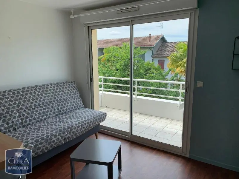 Photo 1 Appartement 1 pièce 20.25m²