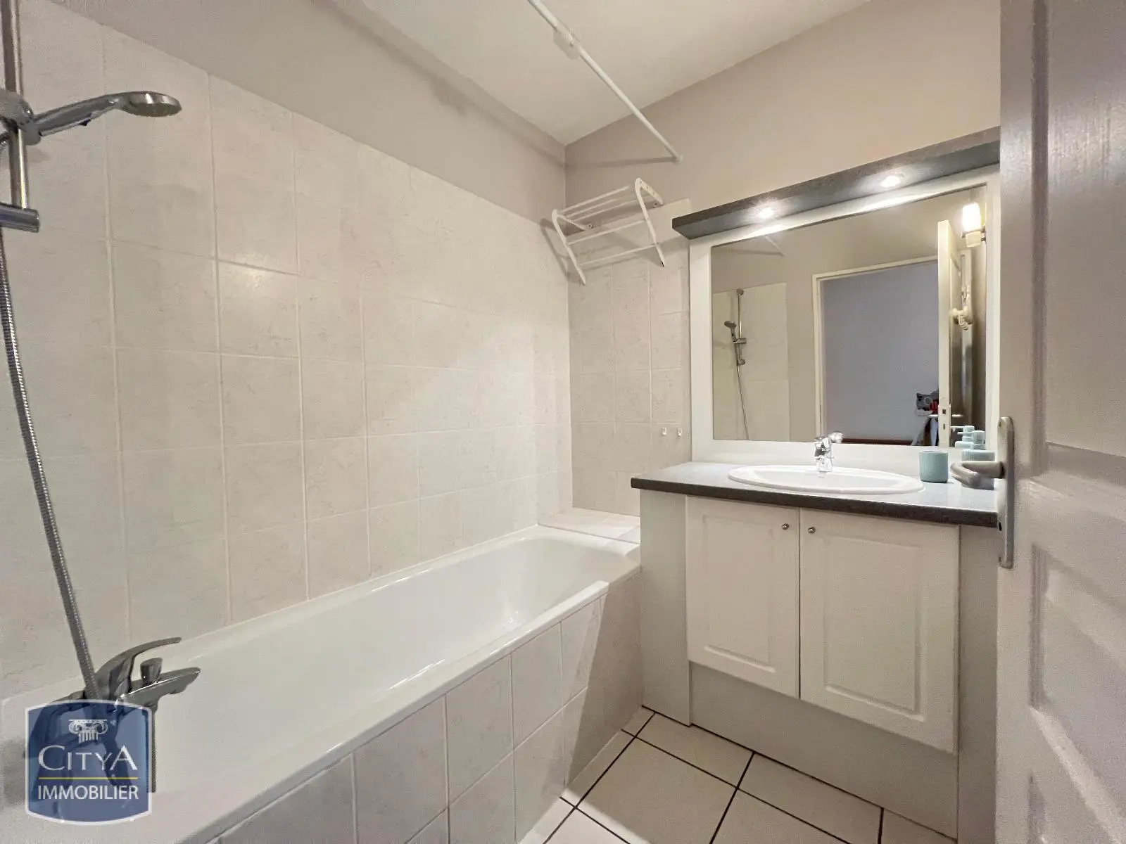 Photo 7 appartement Lons